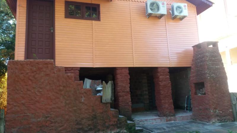 Casa à venda com 3 quartos, 67m² - Foto 3