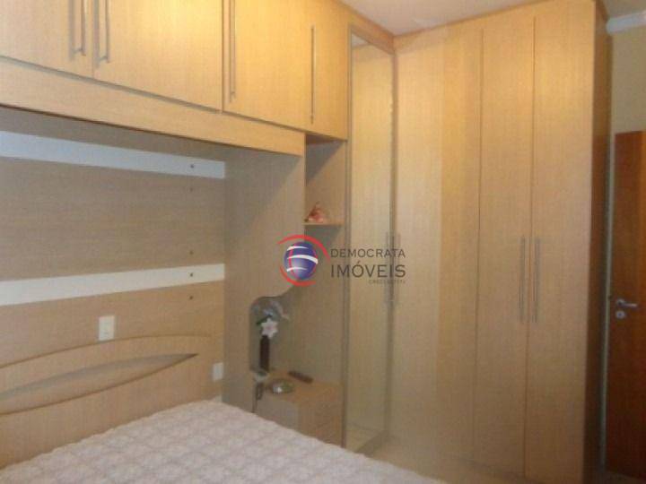 Apartamento à venda com 2 quartos, 70m² - Foto 5