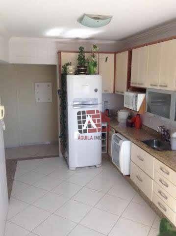 Apartamento à venda com 2 quartos, 70m² - Foto 17