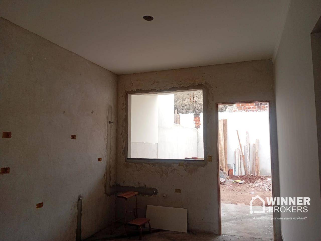 Casa à venda com 2 quartos, 7m² - Foto 4