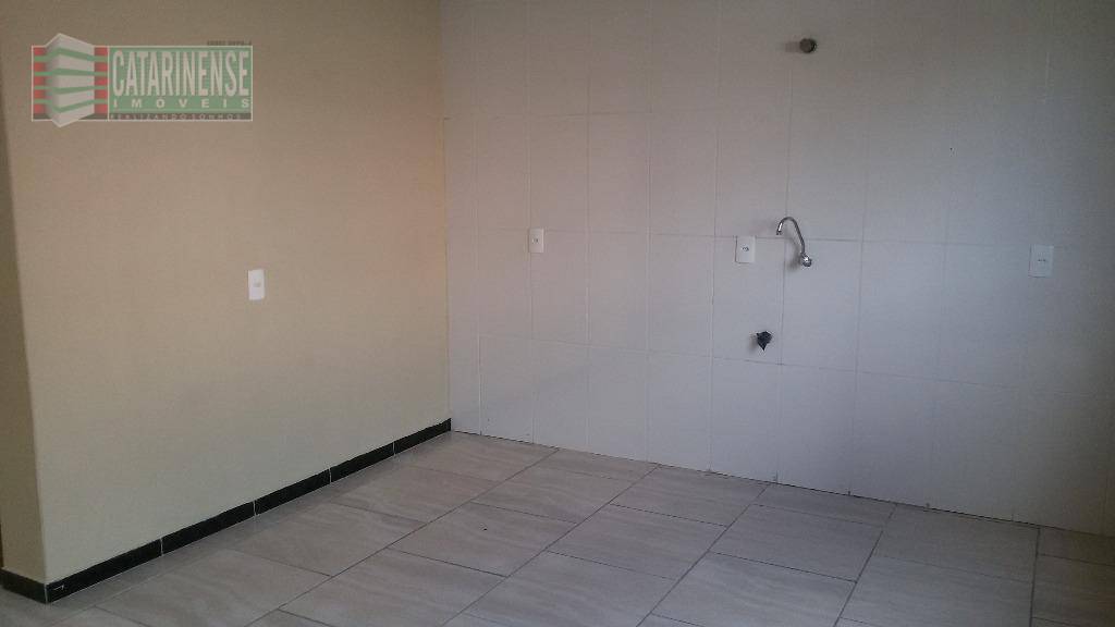 Casa à venda com 2 quartos, 360M2 - Foto 3