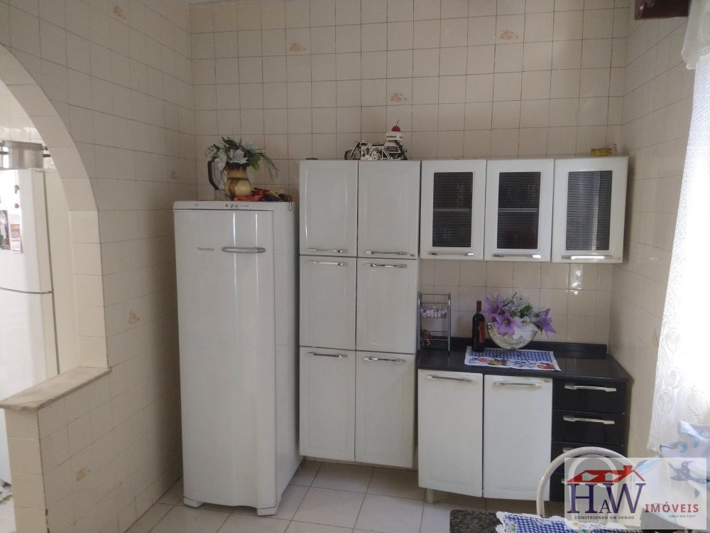 Casa à venda com 4 quartos, 66m² - Foto 22