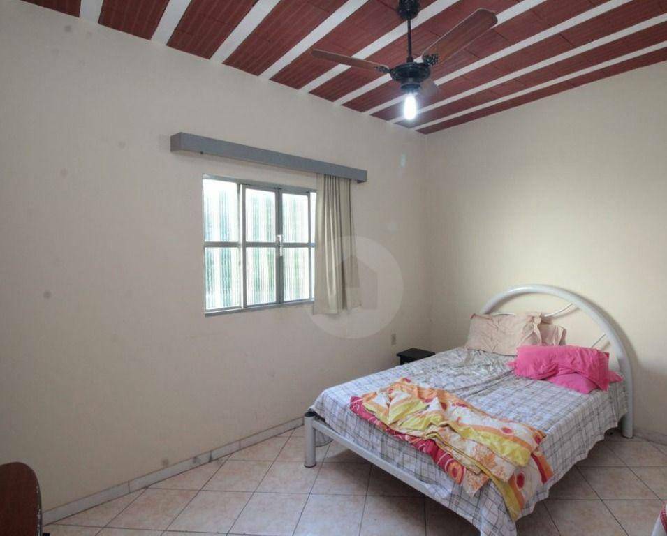 Casa à venda com 3 quartos, 295m² - Foto 6