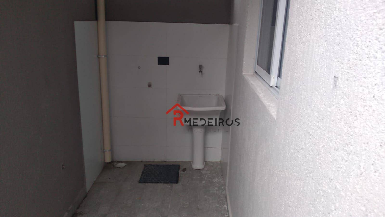 Sobrado à venda com 2 quartos, 65m² - Foto 9