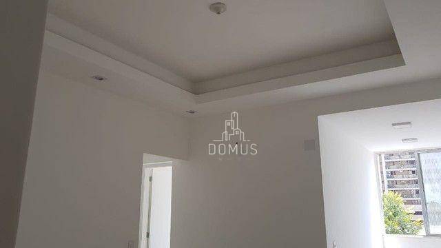 Apartamento à venda com 2 quartos, 70m² - Foto 5