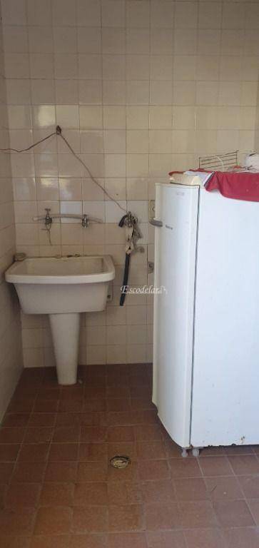 Sobrado à venda com 3 quartos, 180m² - Foto 18