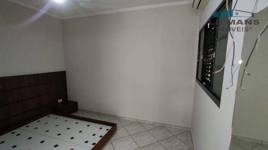 Casa à venda com 3 quartos, 120m² - Foto 17