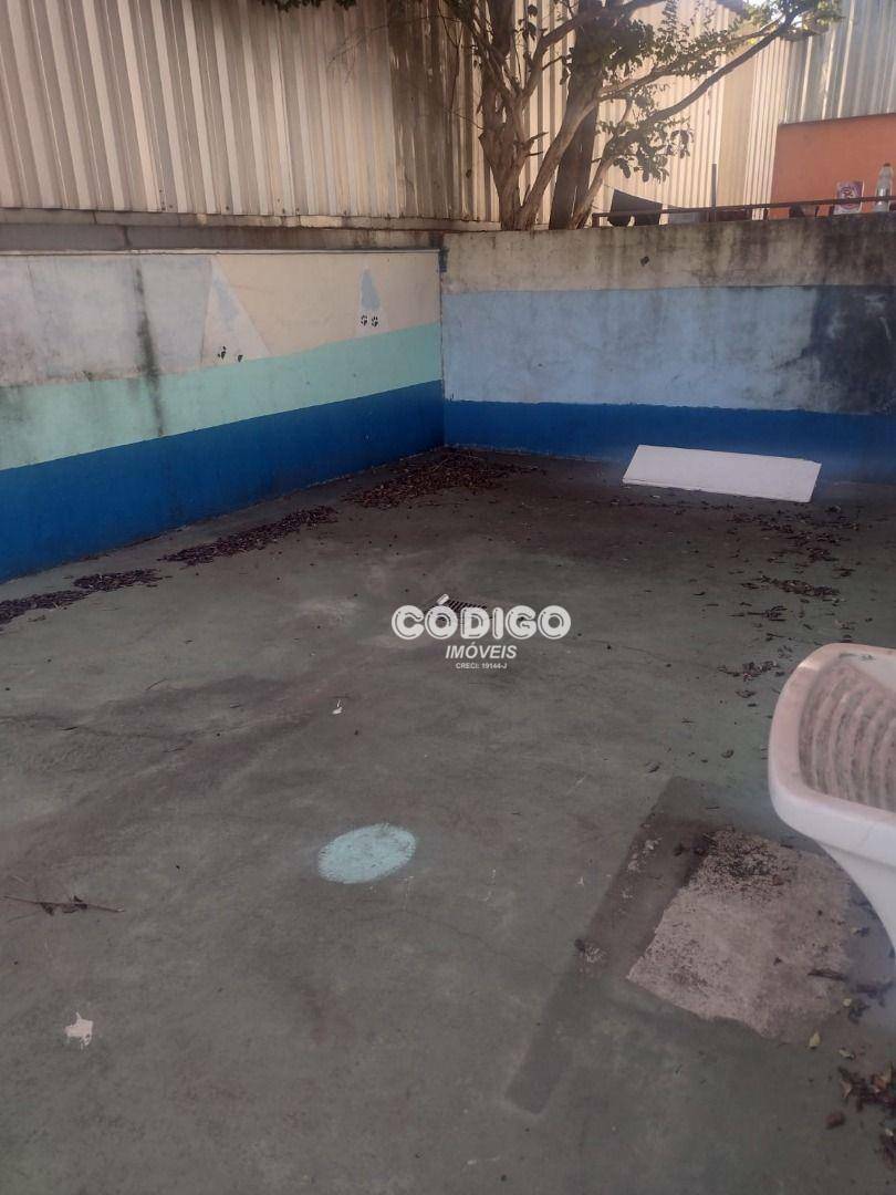 Sobrado para alugar com 2 quartos, 100m² - Foto 15