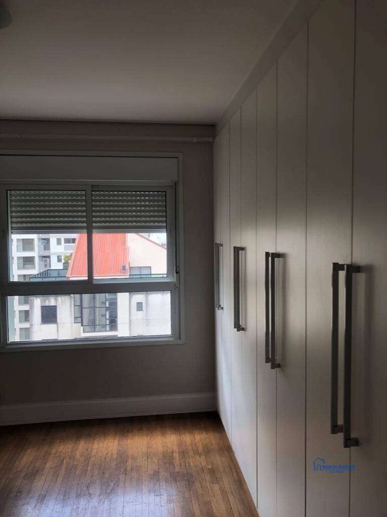 Apartamento para alugar com 3 quartos, 105m² - Foto 36