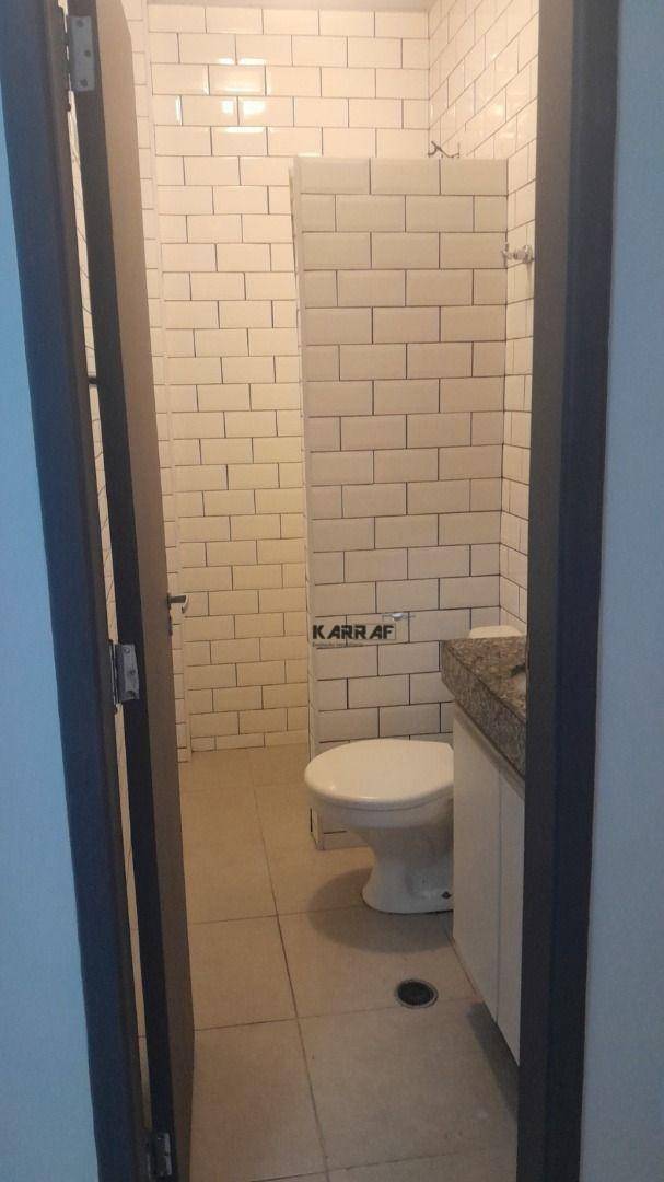 Apartamento para alugar com 1 quarto, 55m² - Foto 13