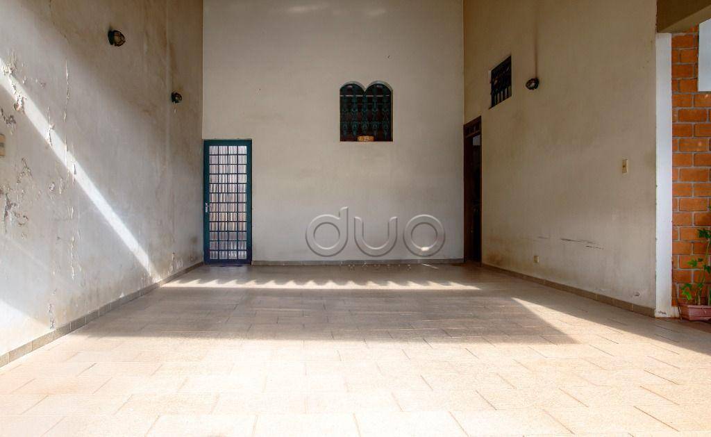 Casa, 3 quartos, 303 m² - Foto 2