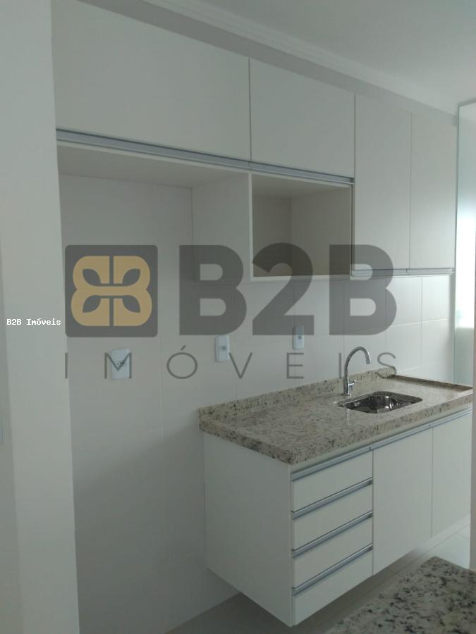 Apartamento à venda com 1 quarto, 33m² - Foto 7