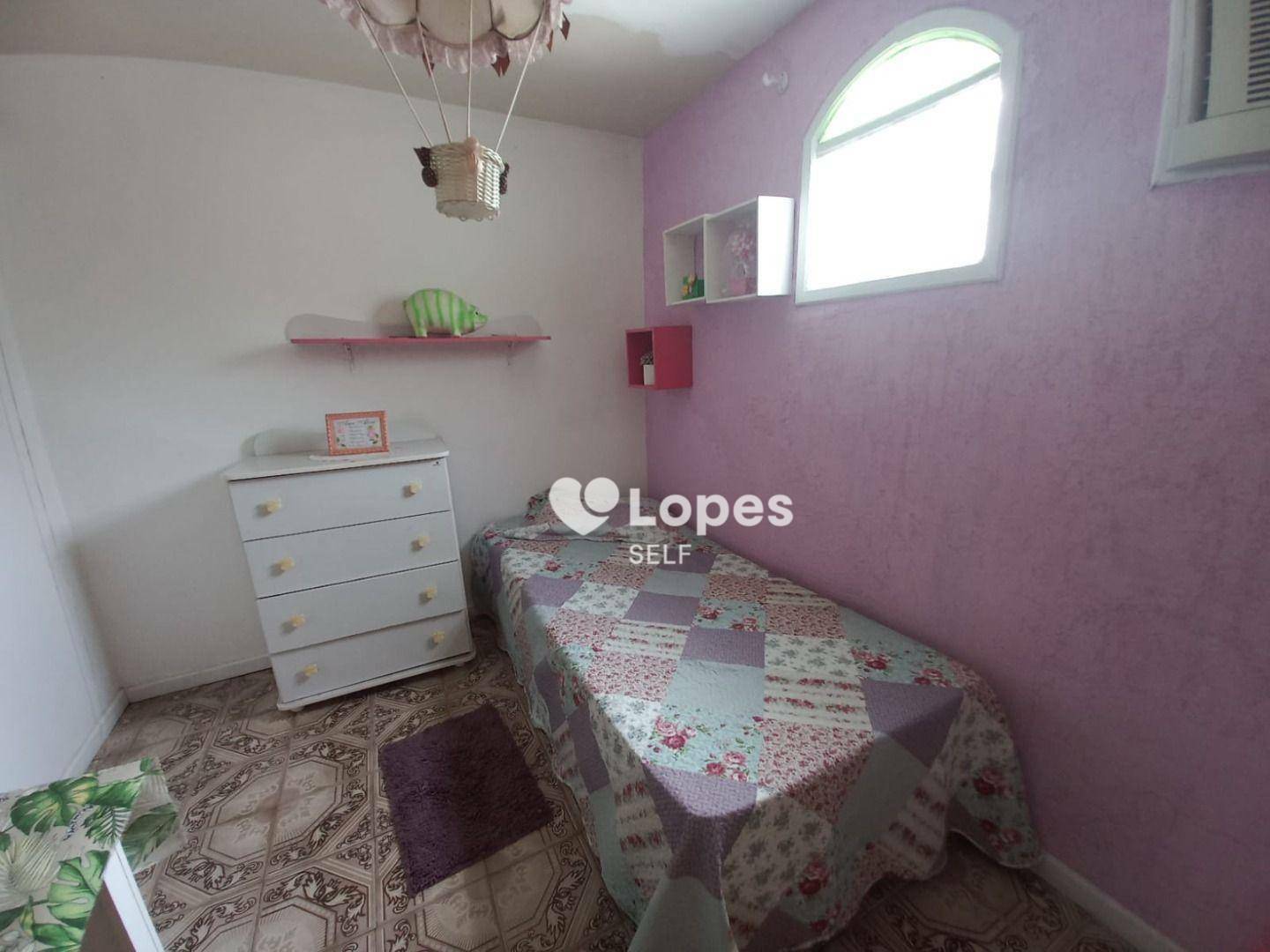 Casa à venda com 3 quartos, 90m² - Foto 13