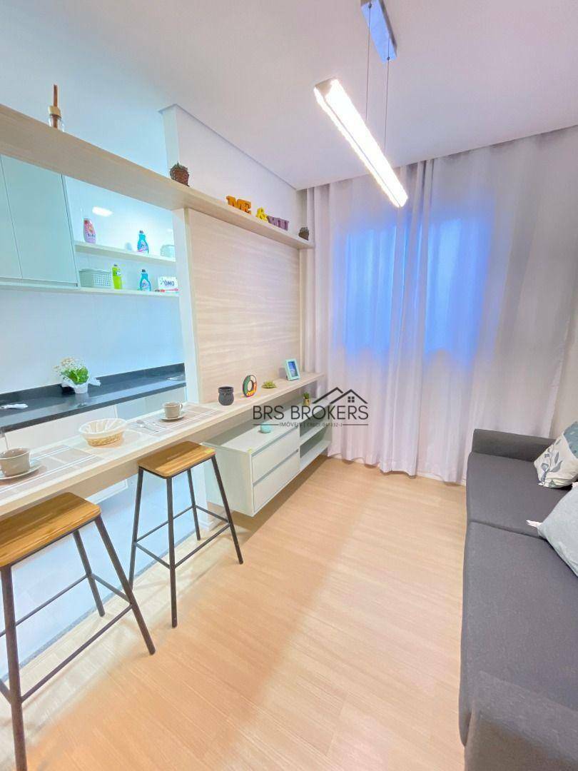 Apartamento à venda com 2 quartos, 38m² - Foto 8