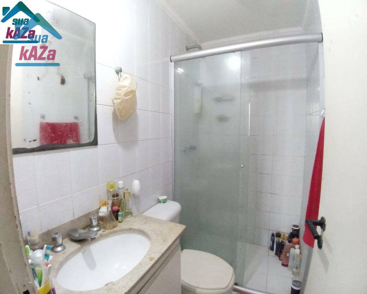 Apartamento à venda com 3 quartos, 75m² - Foto 33