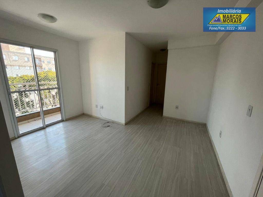 Apartamento à venda com 2 quartos, 48m² - Foto 2