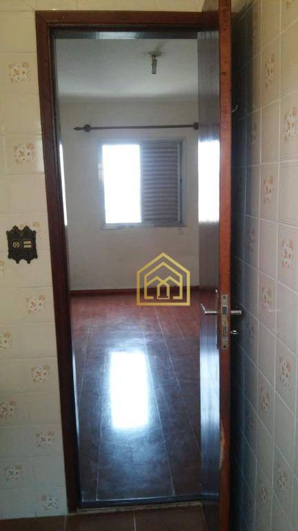 Apartamento à venda com 3 quartos, 73m² - Foto 24