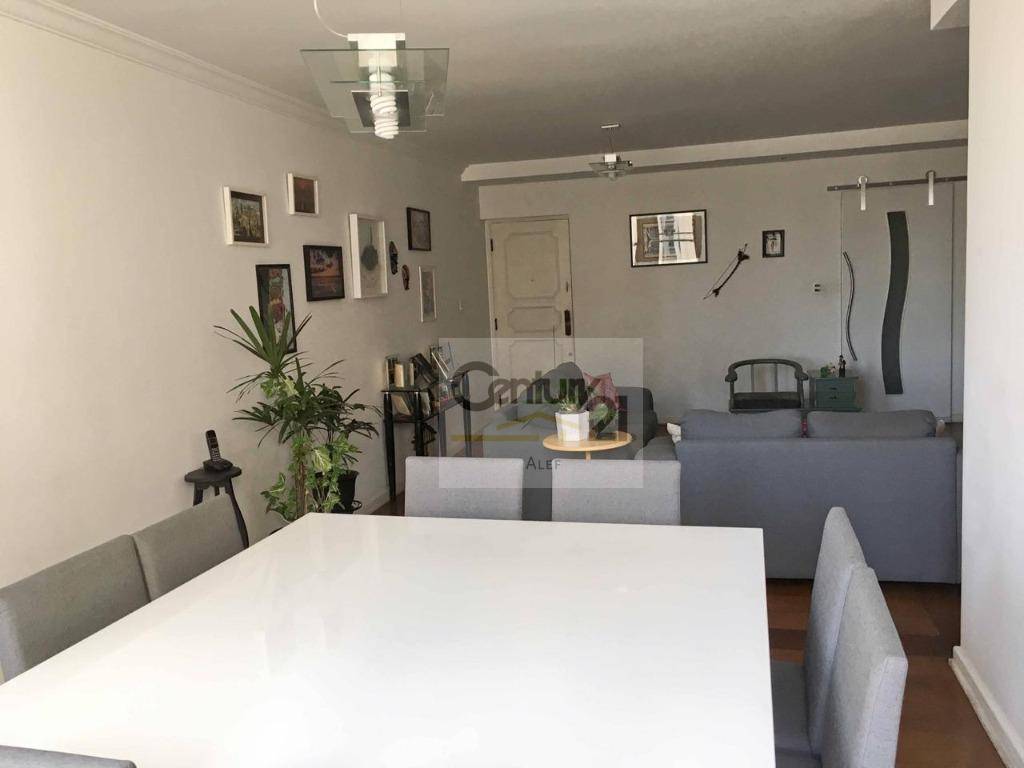 Apartamento à venda com 3 quartos, 165m² - Foto 8