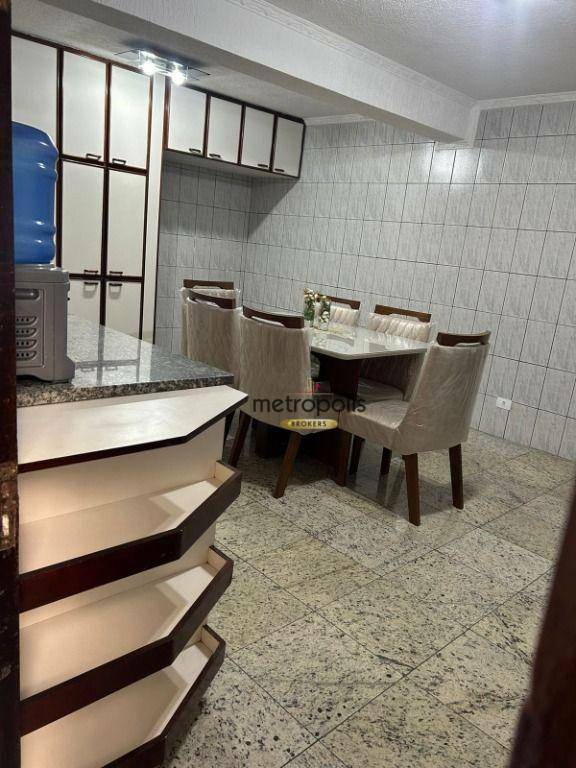 Sobrado à venda com 3 quartos, 220m² - Foto 5