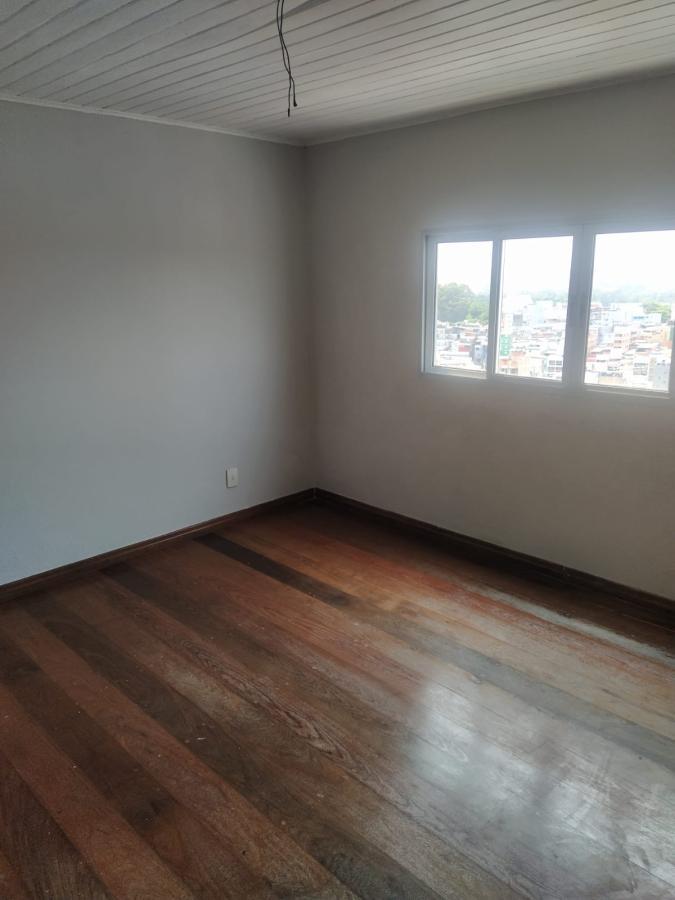 Apartamento à venda com 3 quartos, 145m² - Foto 18