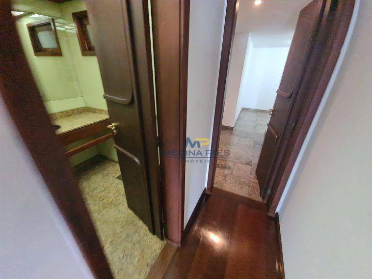 Apartamento à venda com 4 quartos, 260m² - Foto 7