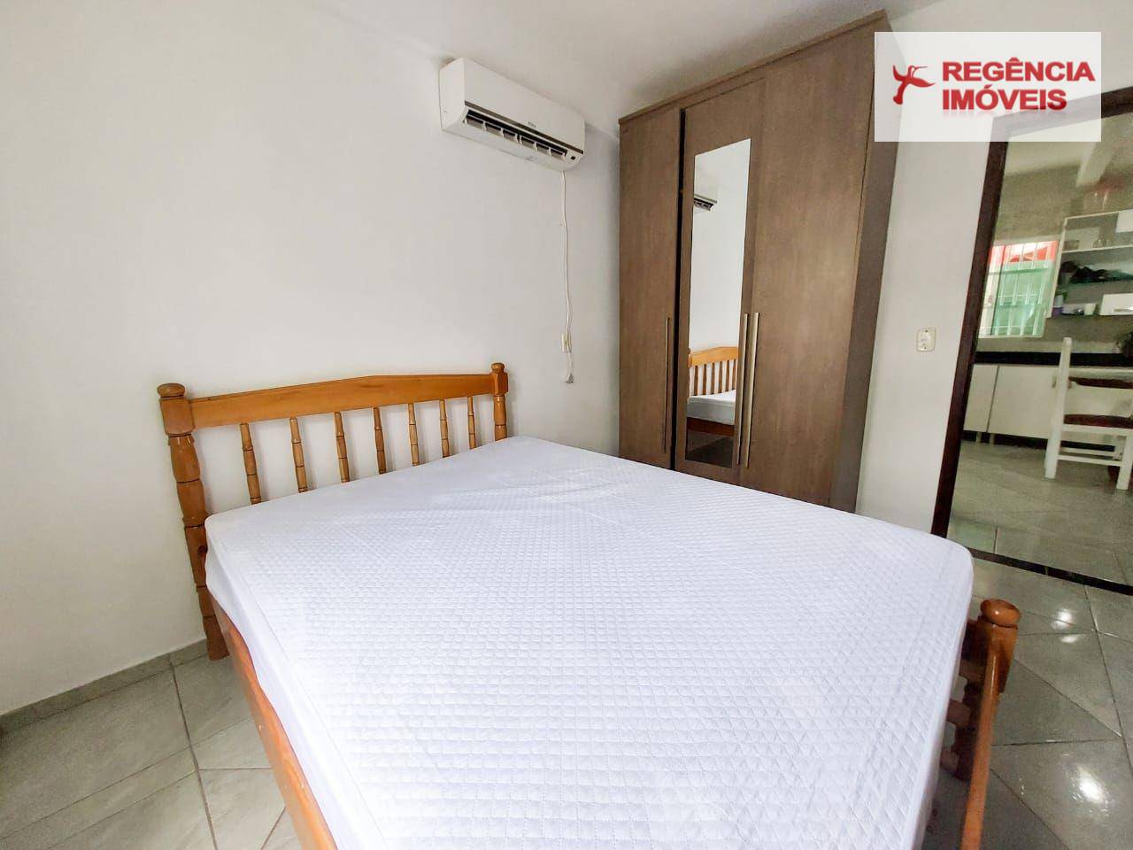 Casa à venda com 7 quartos, 300m² - Foto 18