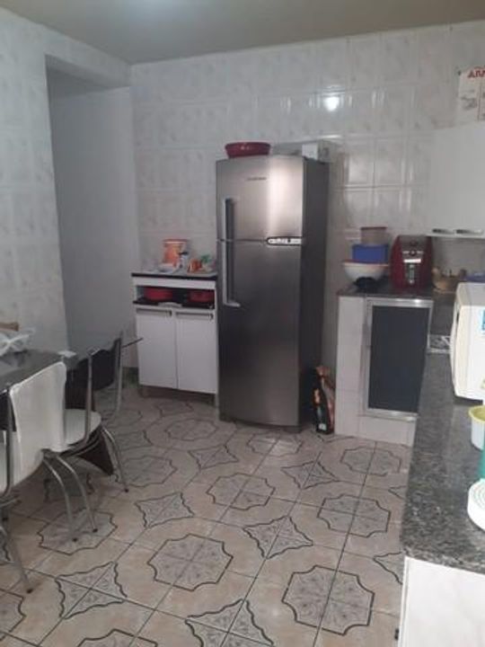 Casa à venda com 3 quartos, 130m² - Foto 1