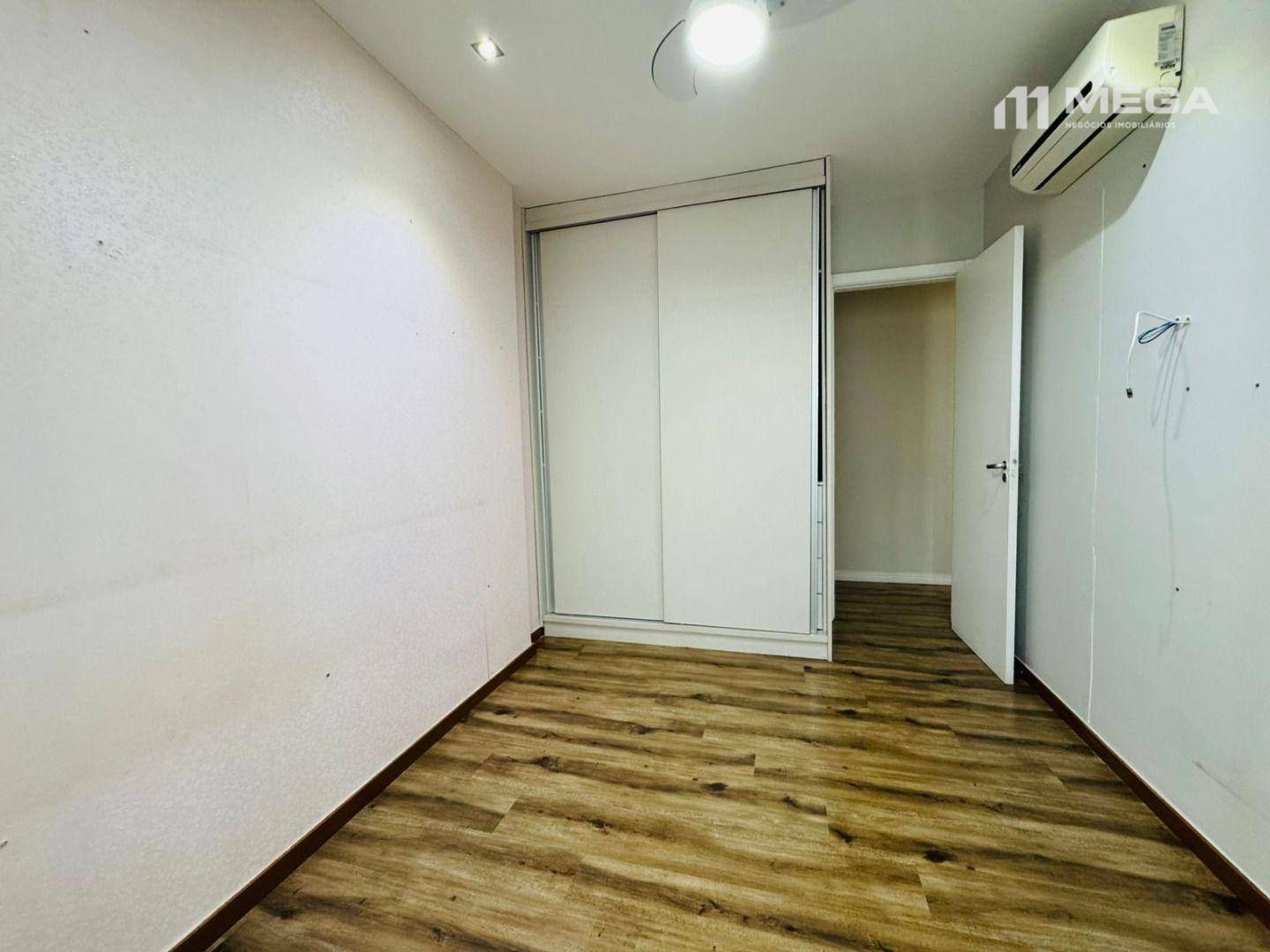 Apartamento à venda com 3 quartos, 105m² - Foto 11