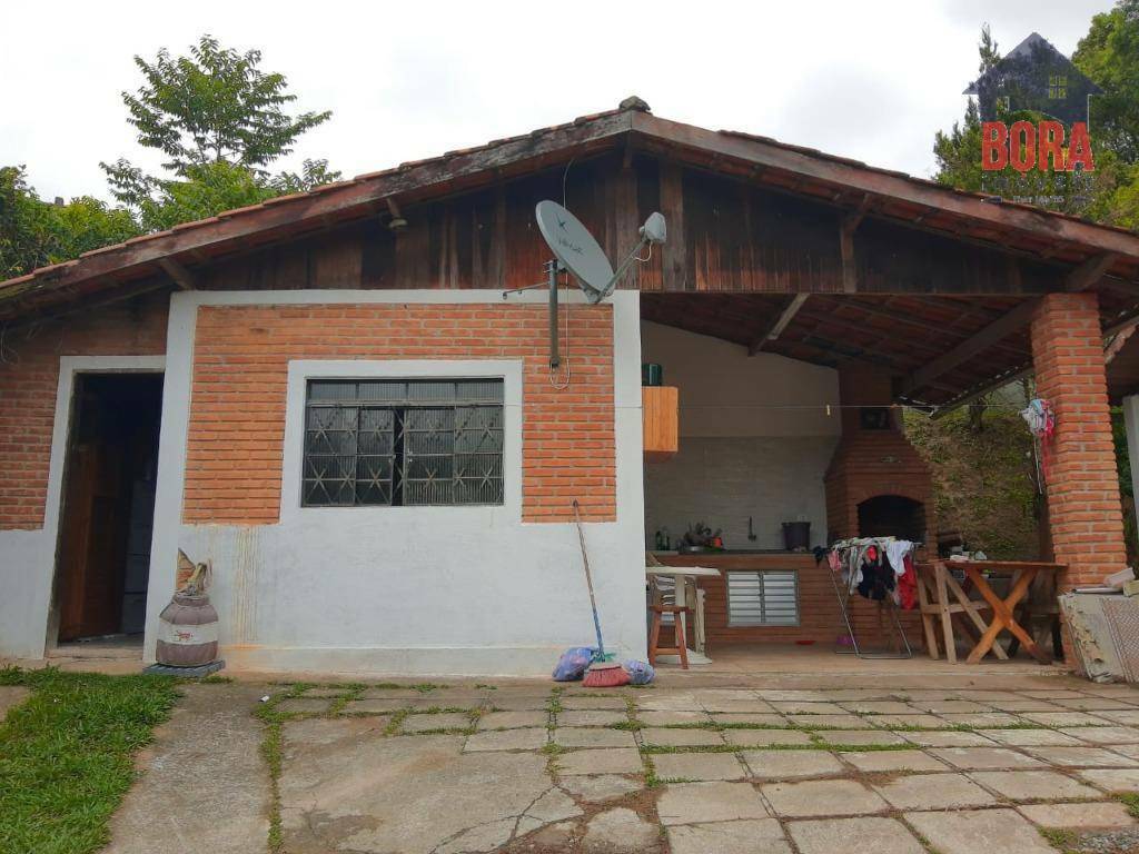 Casa de Condomínio à venda com 3 quartos, 200m² - Foto 2