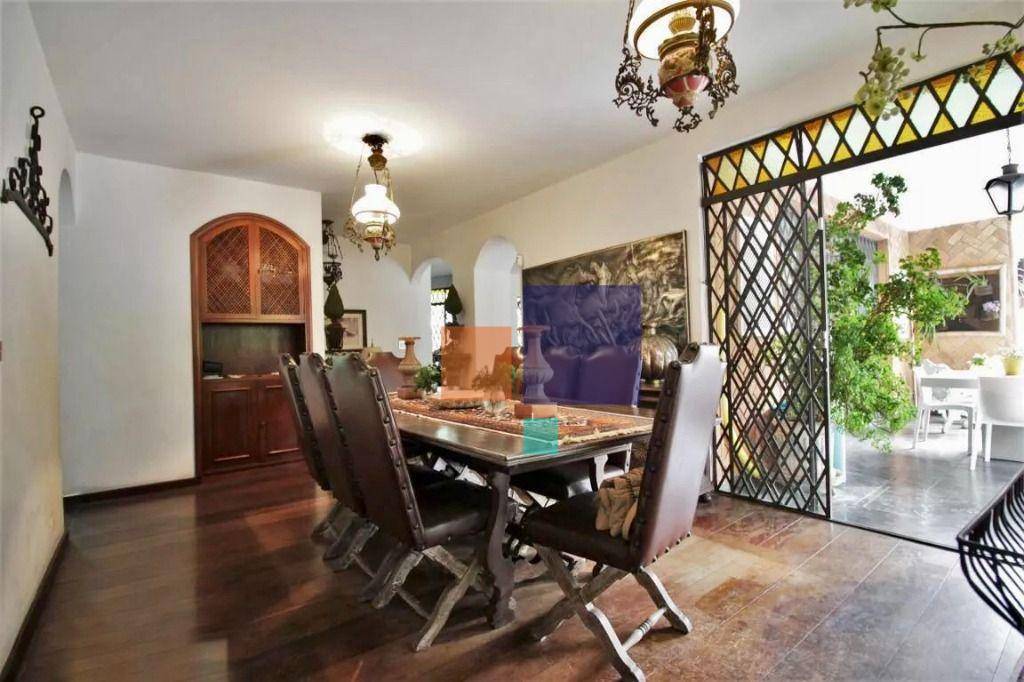 Casa, 6 quartos, 600 m² - Foto 2