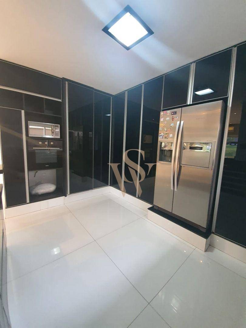 Sobrado à venda com 5 quartos, 387m² - Foto 6