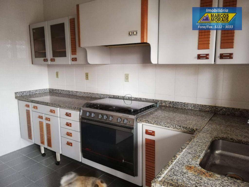 Apartamento à venda com 3 quartos, 146m² - Foto 10