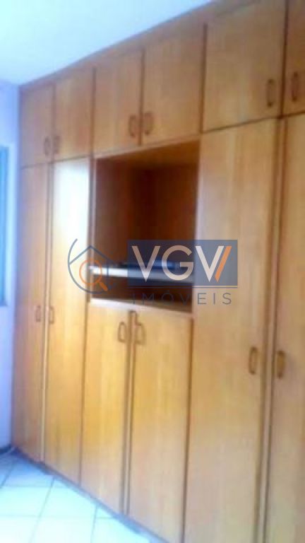 Apartamento à venda com 3 quartos, 66m² - Foto 4