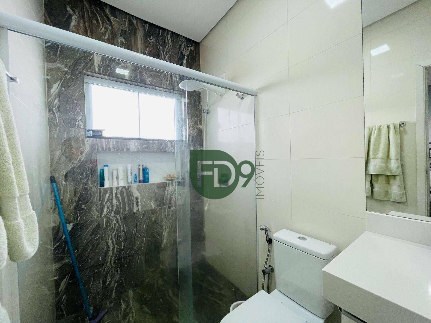 Casa de Condomínio à venda com 4 quartos, 208m² - Foto 28