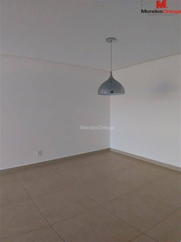 Apartamento à venda com 2 quartos, 70m² - Foto 12