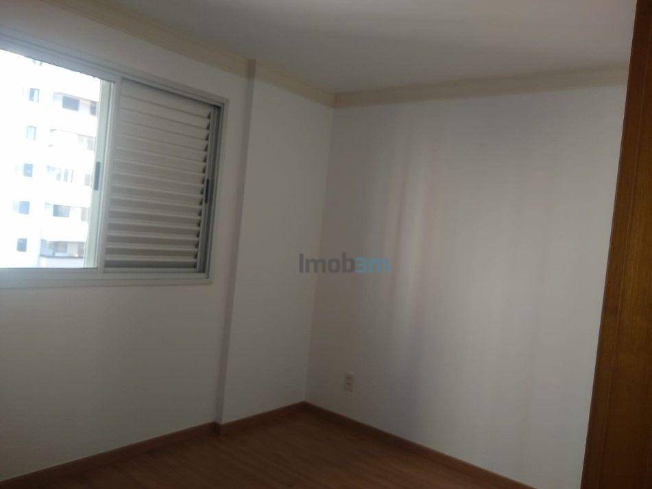 Apartamento à venda com 3 quartos, 75m² - Foto 14