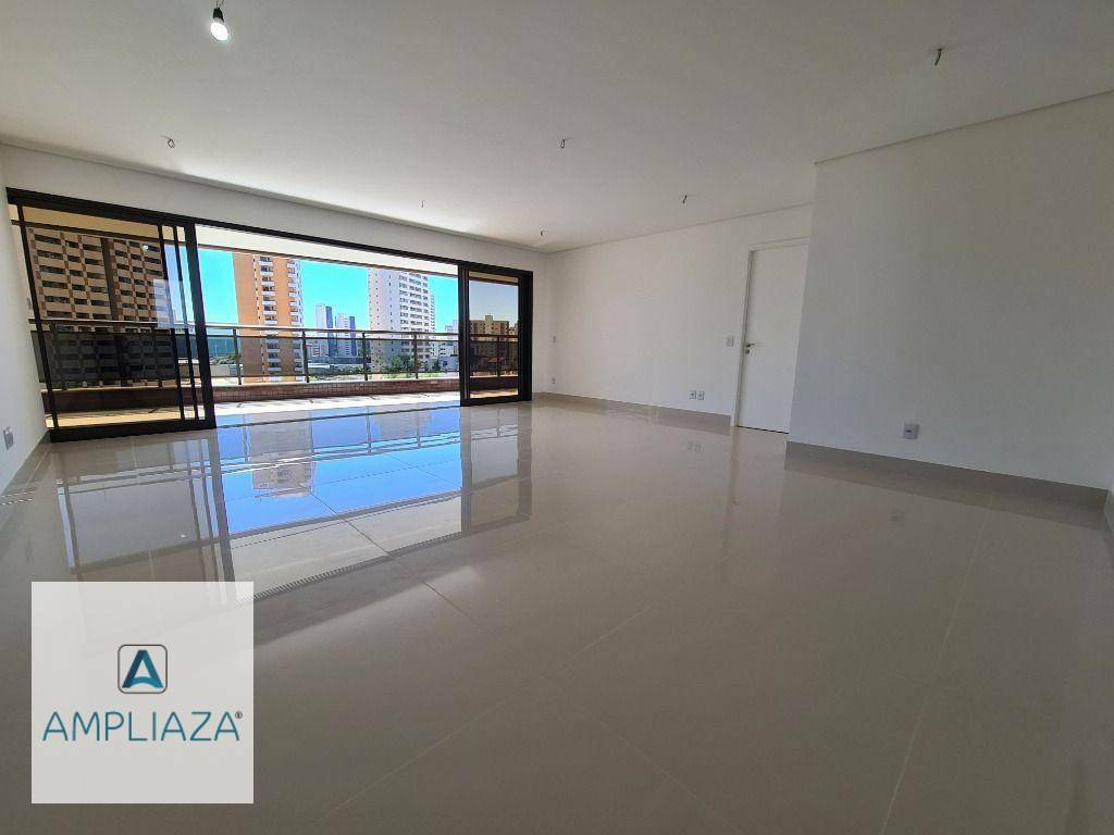 Apartamento à venda com 4 quartos, 220m² - Foto 27