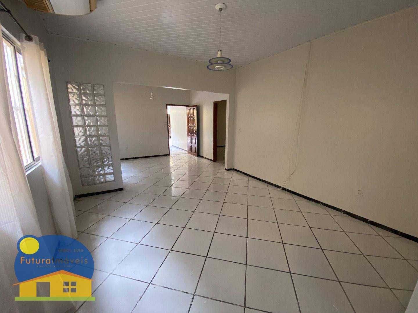 Casa para alugar com 4 quartos, 233m² - Foto 11