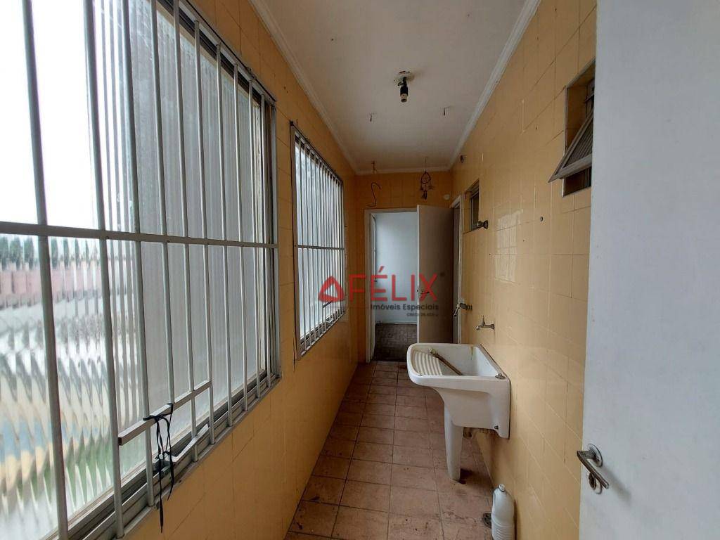 Apartamento à venda com 3 quartos, 146m² - Foto 15