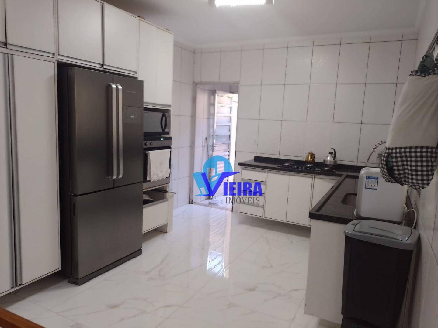 Sobrado à venda com 3 quartos, 120m² - Foto 4