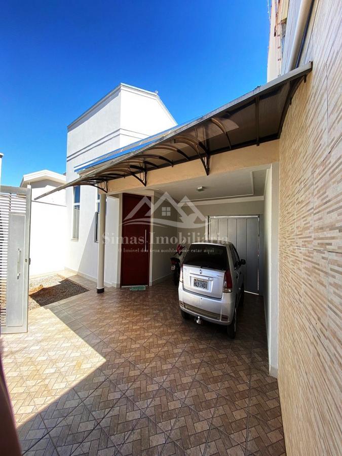 Casa à venda com 3 quartos, 175m² - Foto 2