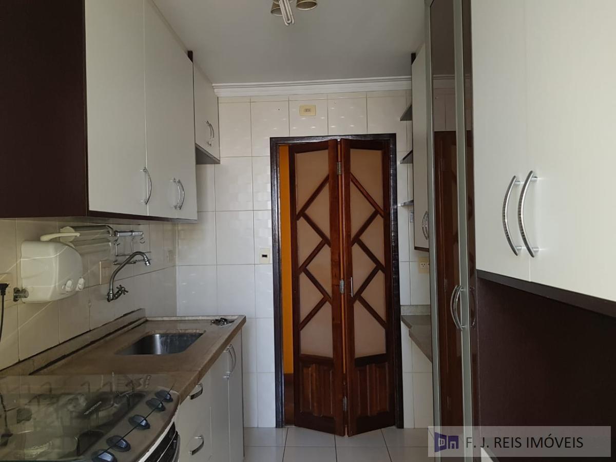 Apartamento à venda com 3 quartos, 90m² - Foto 8