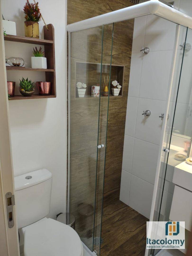 Apartamento à venda com 2 quartos, 62m² - Foto 17