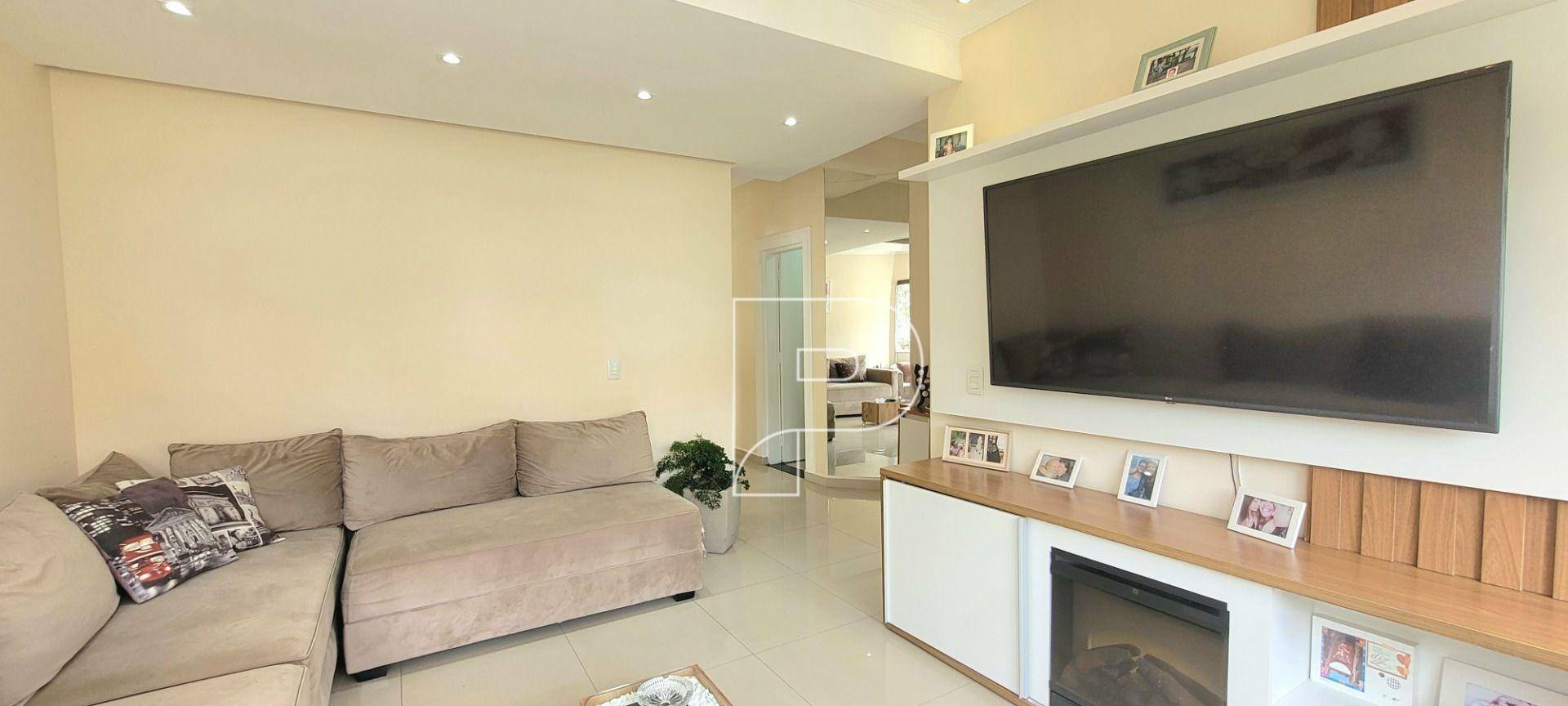 Casa de Condomínio à venda e aluguel com 4 quartos, 330m² - Foto 5