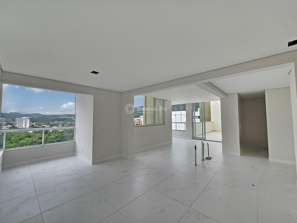 Apartamento, 3 quartos, 130 m² - Foto 1