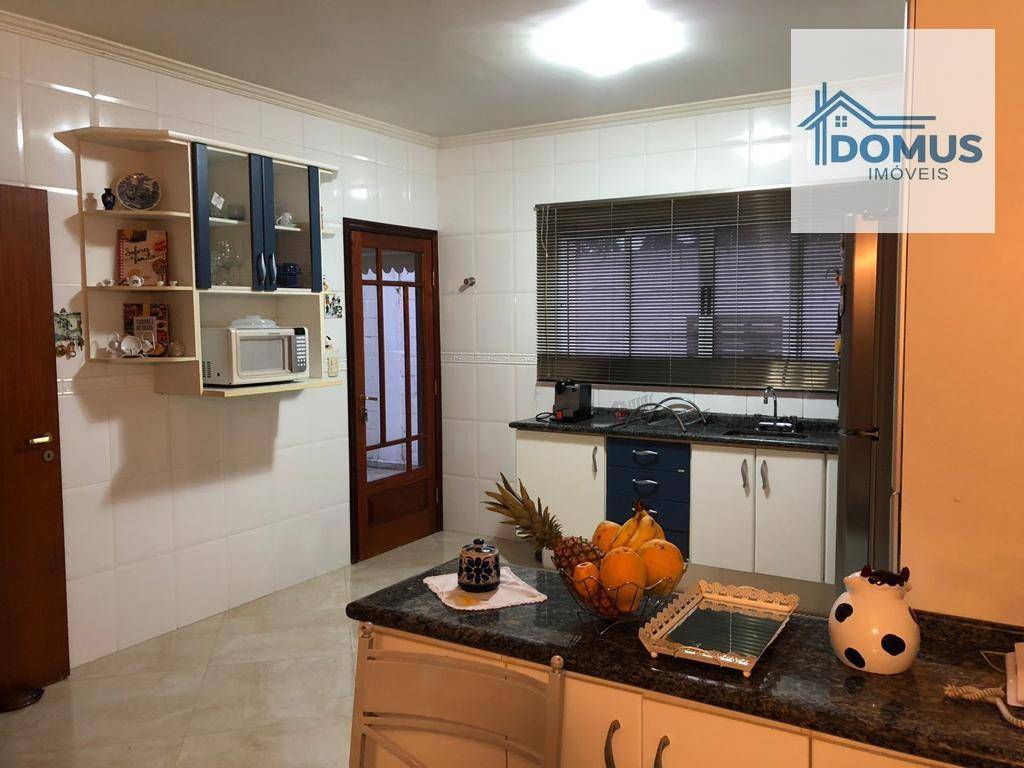 Sobrado à venda com 3 quartos, 308m² - Foto 17