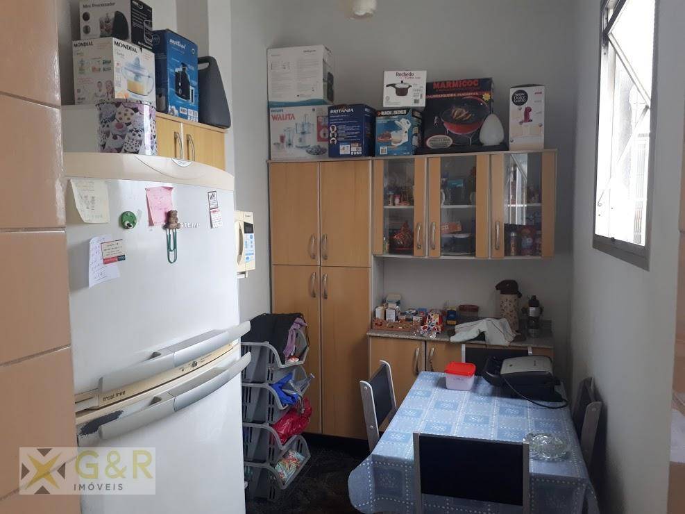 Apartamento à venda com 2 quartos, 50m² - Foto 11