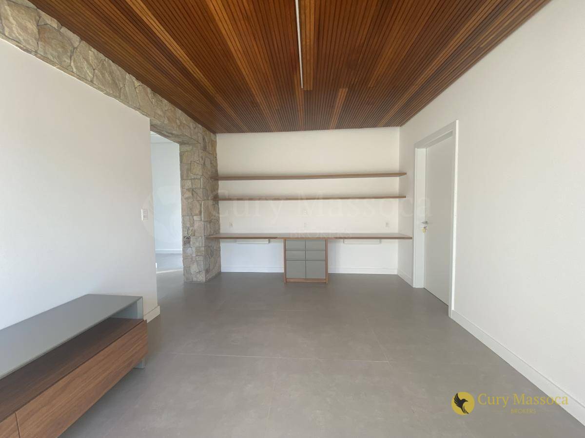 Casa de Condomínio à venda com 5 quartos, 550m² - Foto 28