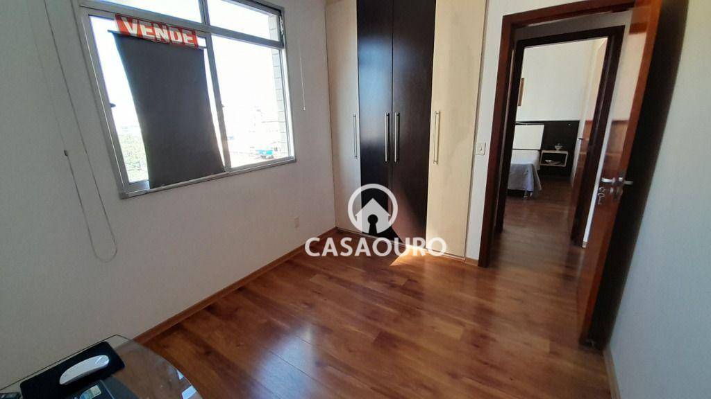 Apartamento à venda com 4 quartos, 140m² - Foto 20