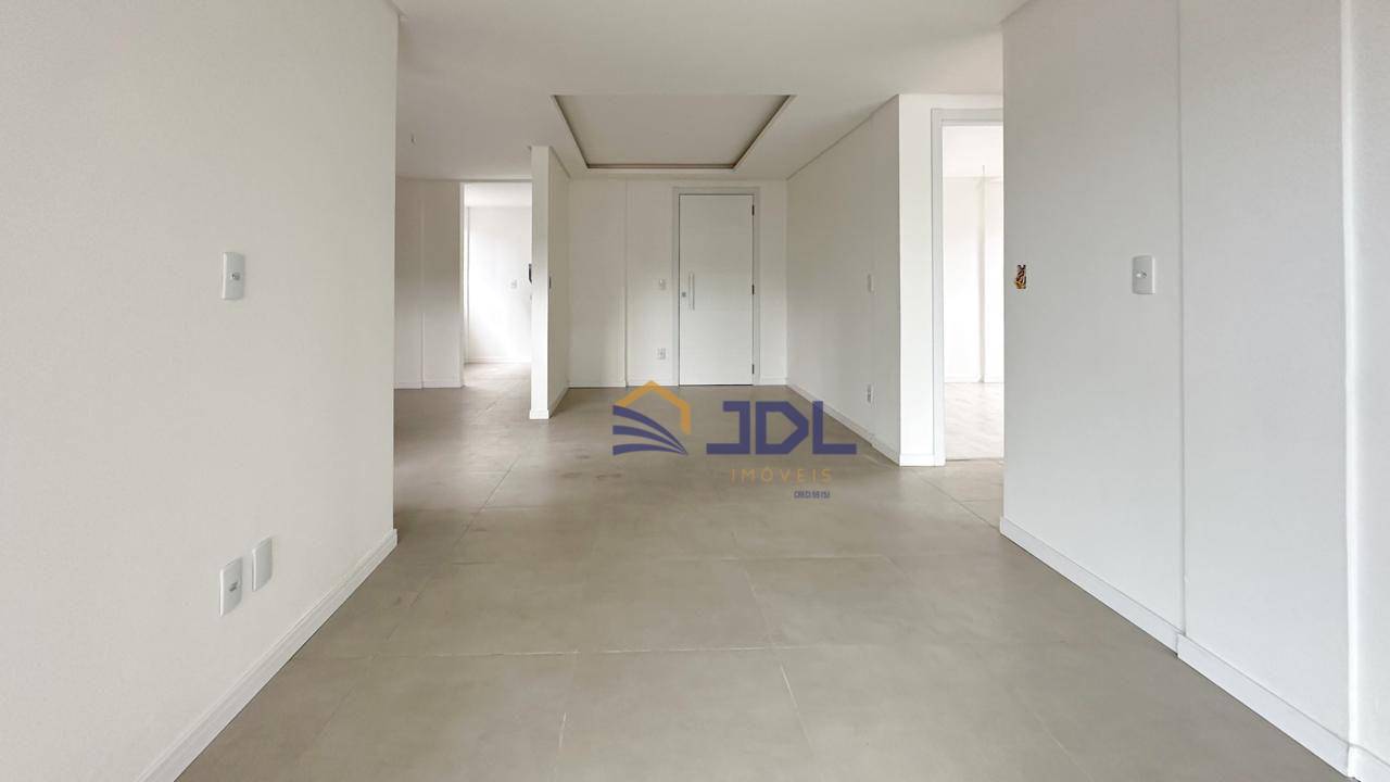 Apartamento à venda com 2 quartos, 68m² - Foto 2